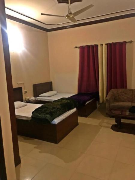 Babar House Otel Faysalabad Dış mekan fotoğraf