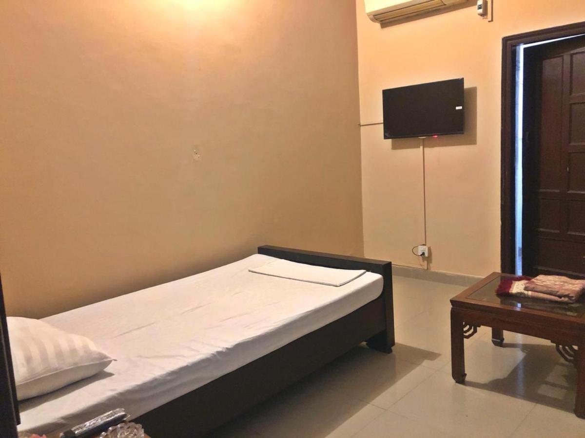 Babar House Otel Faysalabad Dış mekan fotoğraf